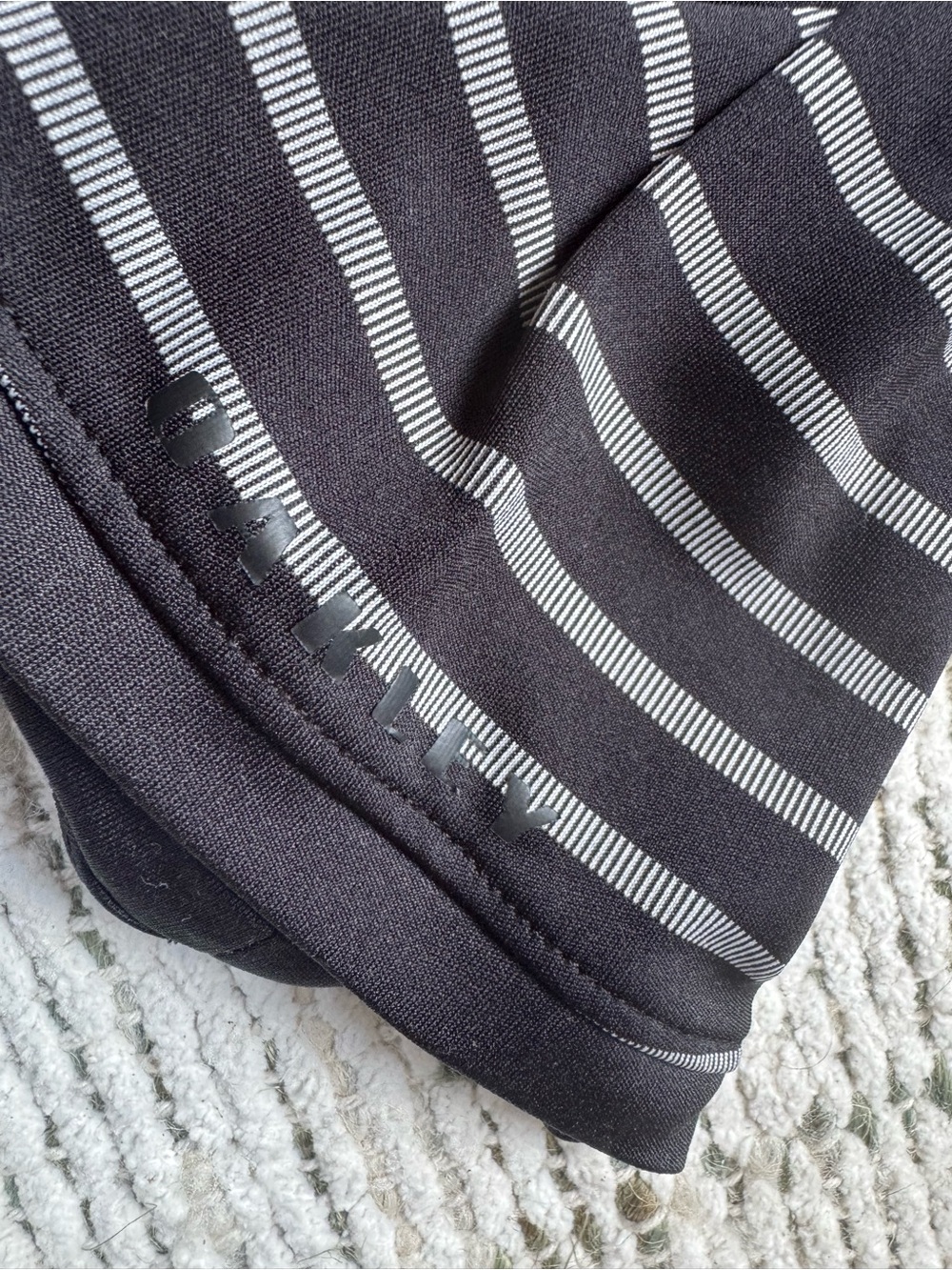 Oakley Womens Performance Golf Polo Shirt Black Striped Fits Like L - Picture 4 of 7